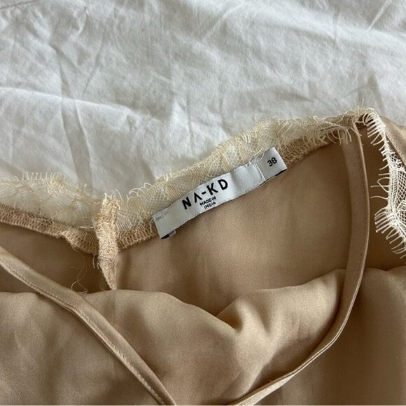 NA-KD Beige Gild Sleeveless Criss Cross Open Back Lace Trim Cami Women’s Medium - Picture 4 of 7